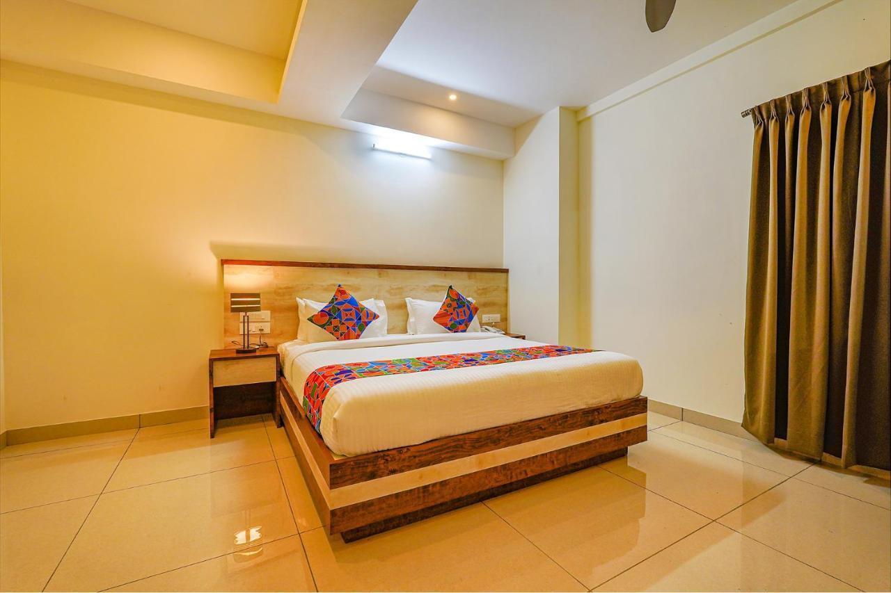 Fabhotel Shakthi Suites Bangalore Exterior photo